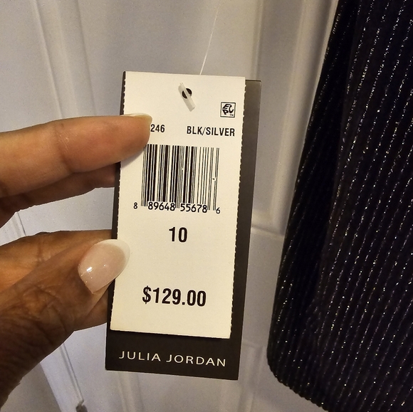 Julia Jordan Stripped Velvit Dress - Picture 4 of 4